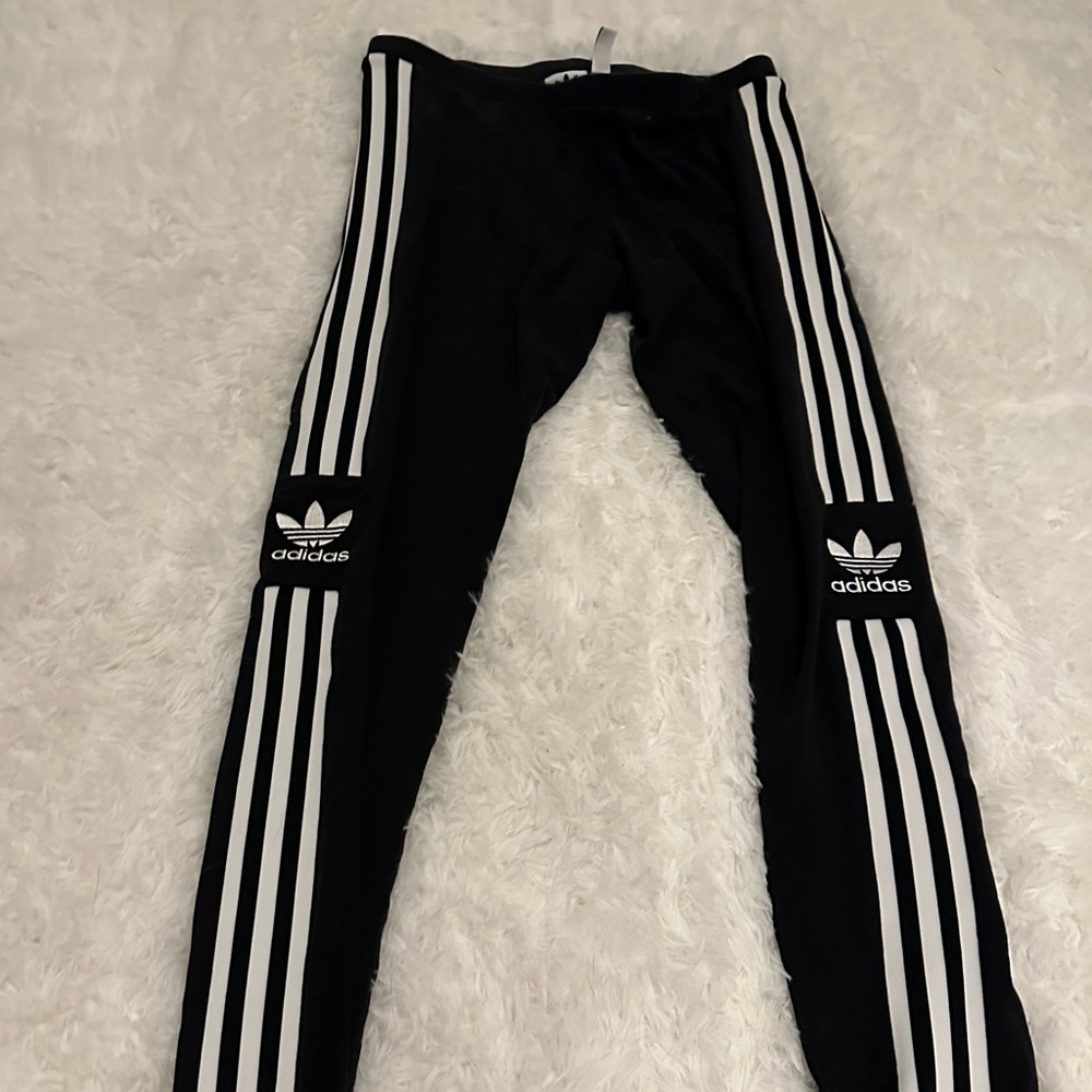 adidas’s leggings